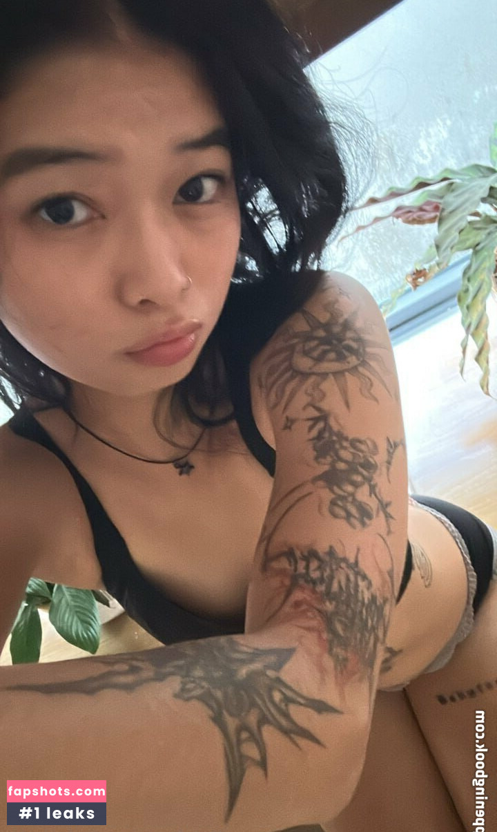 JadeyJade gallery photo #9