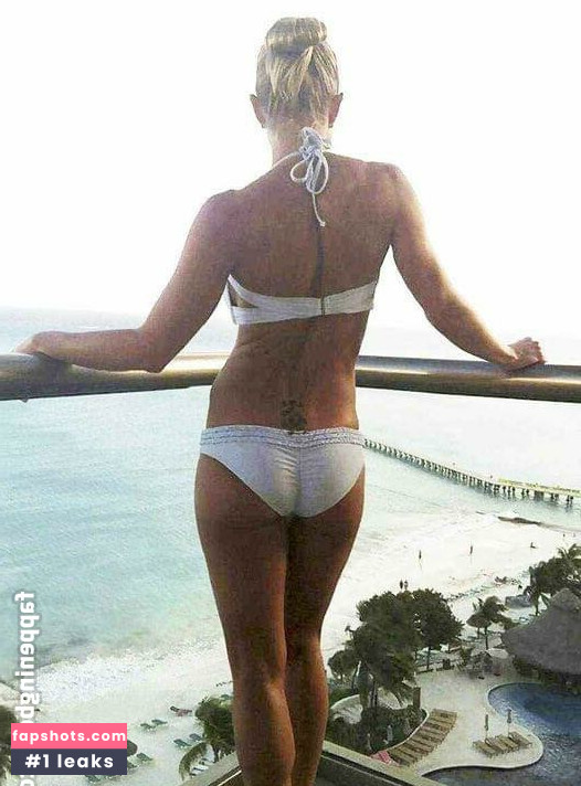 Jaime Pressly gallery photo #11