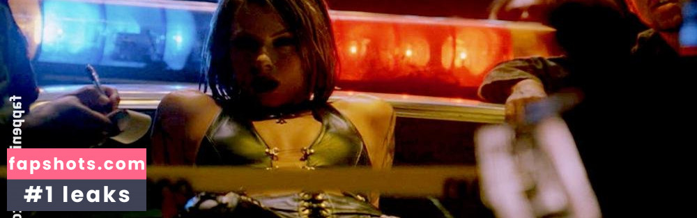 Jaime Pressly gallery photo #143