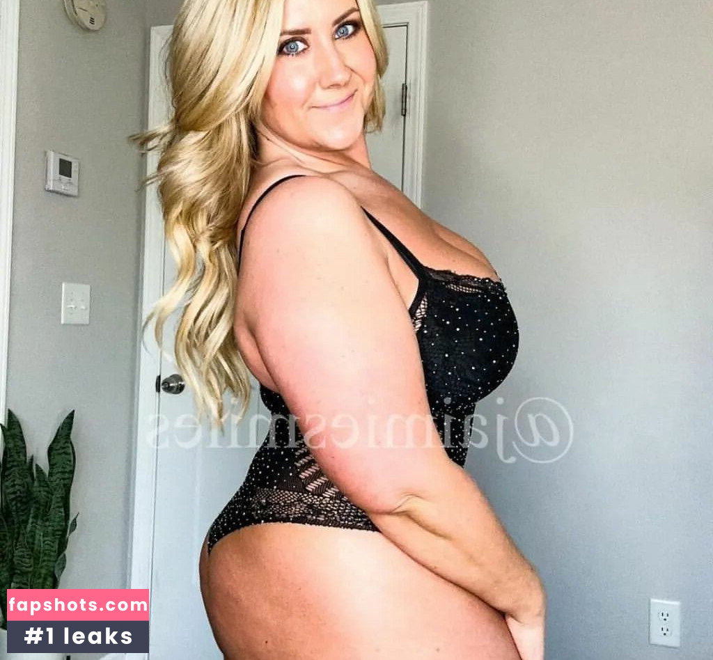 Jaimie Smiles gallery photo #8