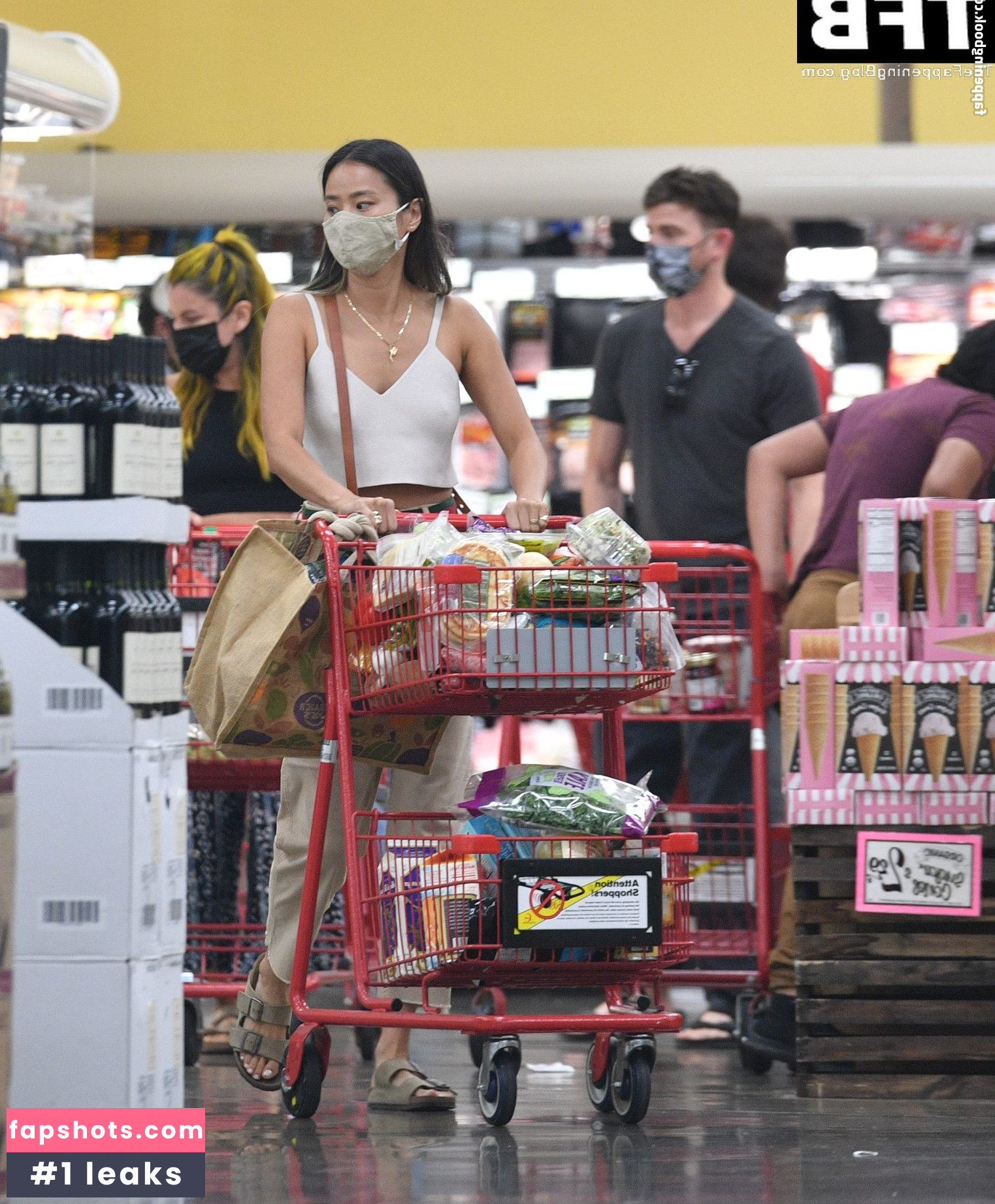 Jamie Chung gallery photo #144