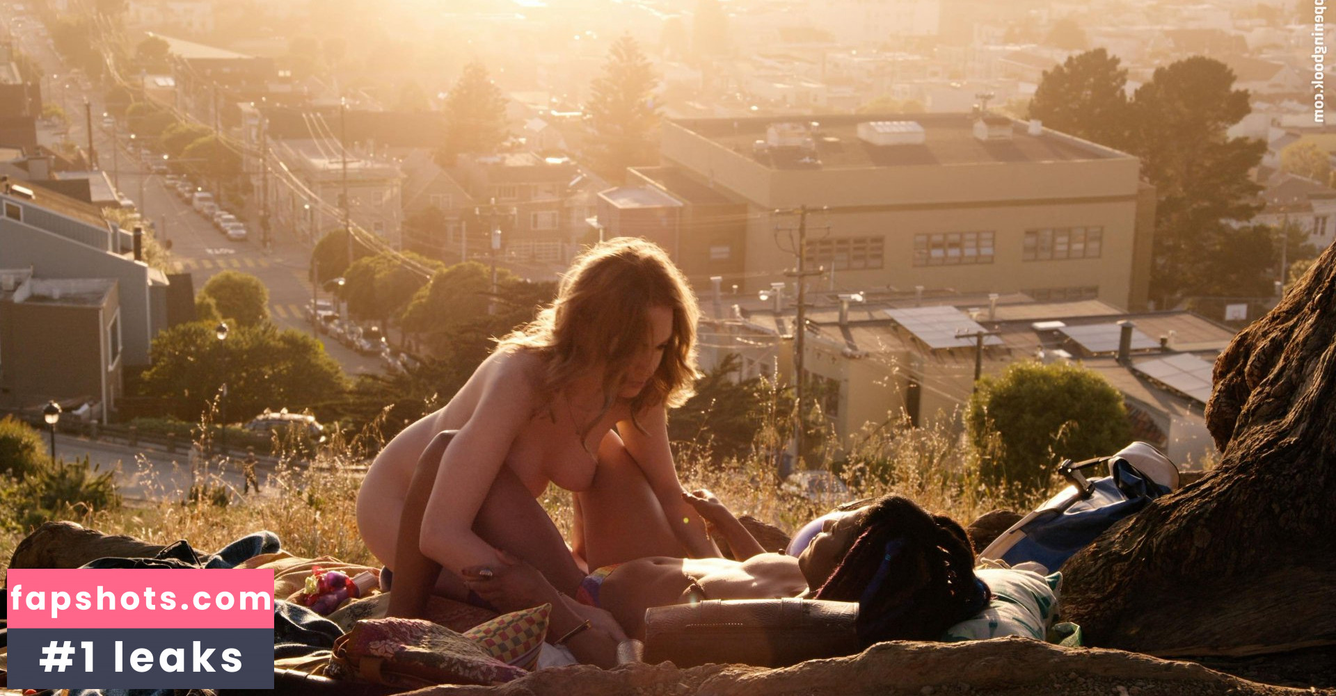 Jamie Clayton gallery photo #20