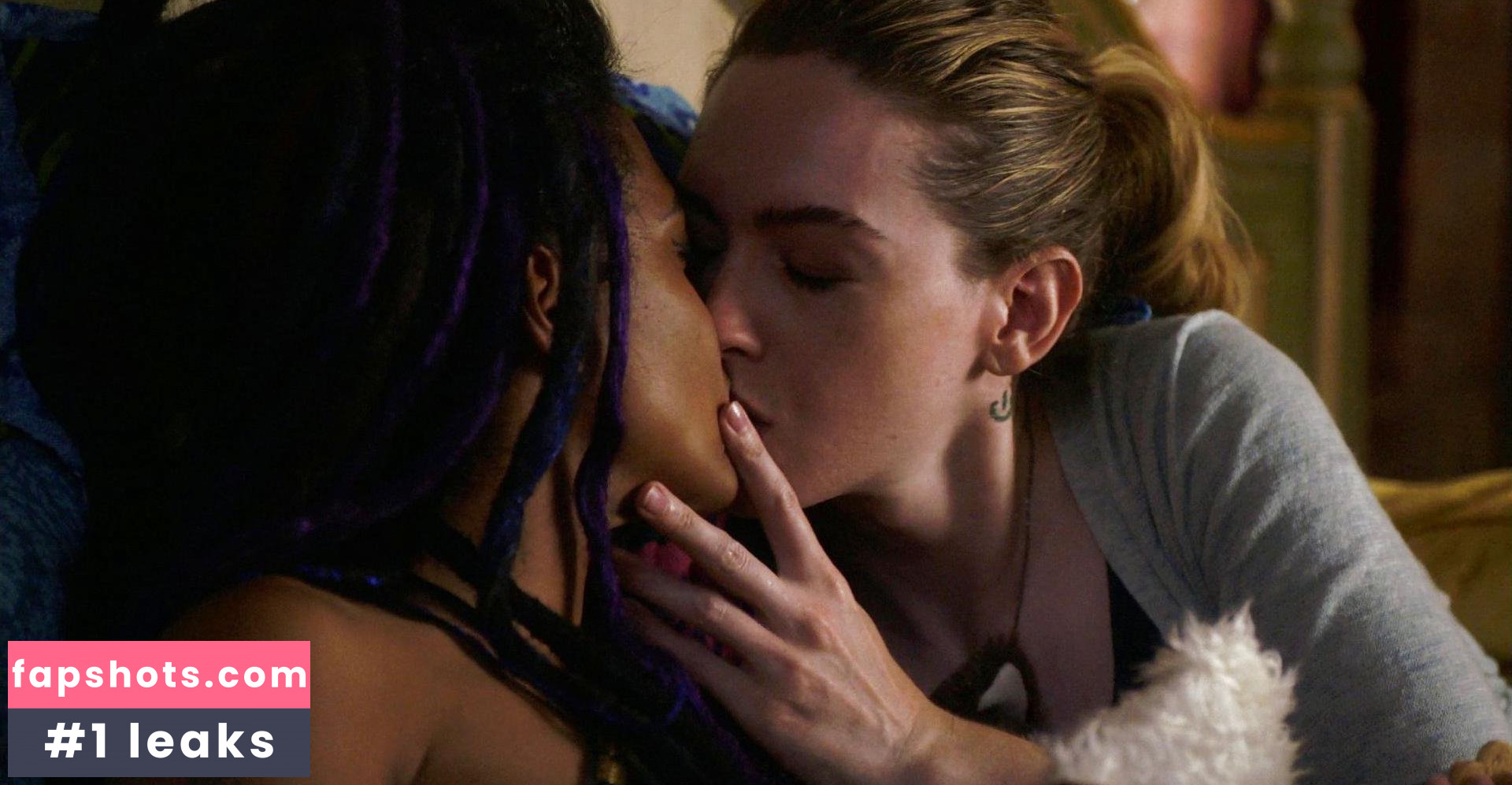 Jamie Clayton Nude Leaks OnlyFans Photos #6 - LeakJerk