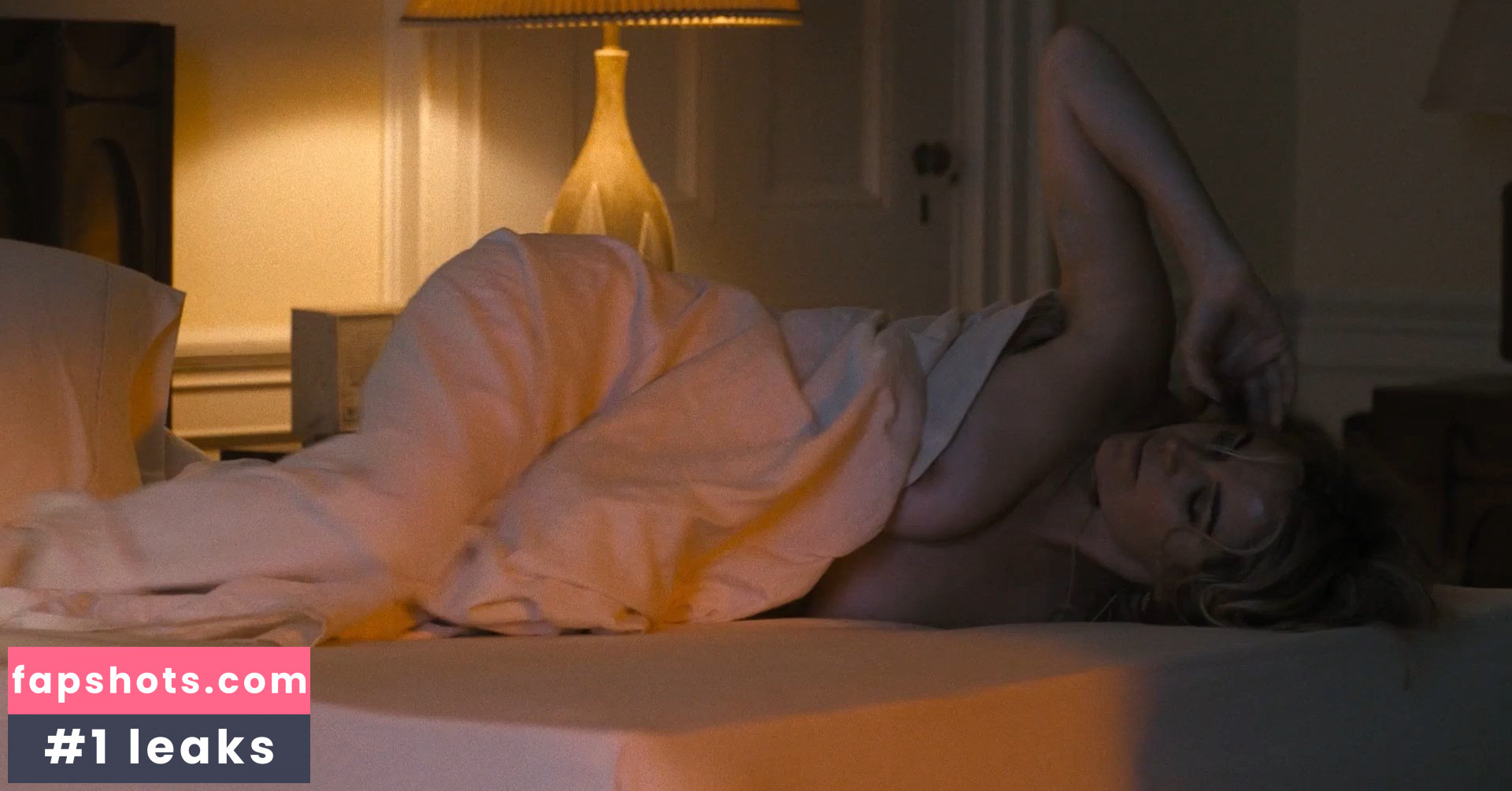 Jamie Neumann gallery photo #13