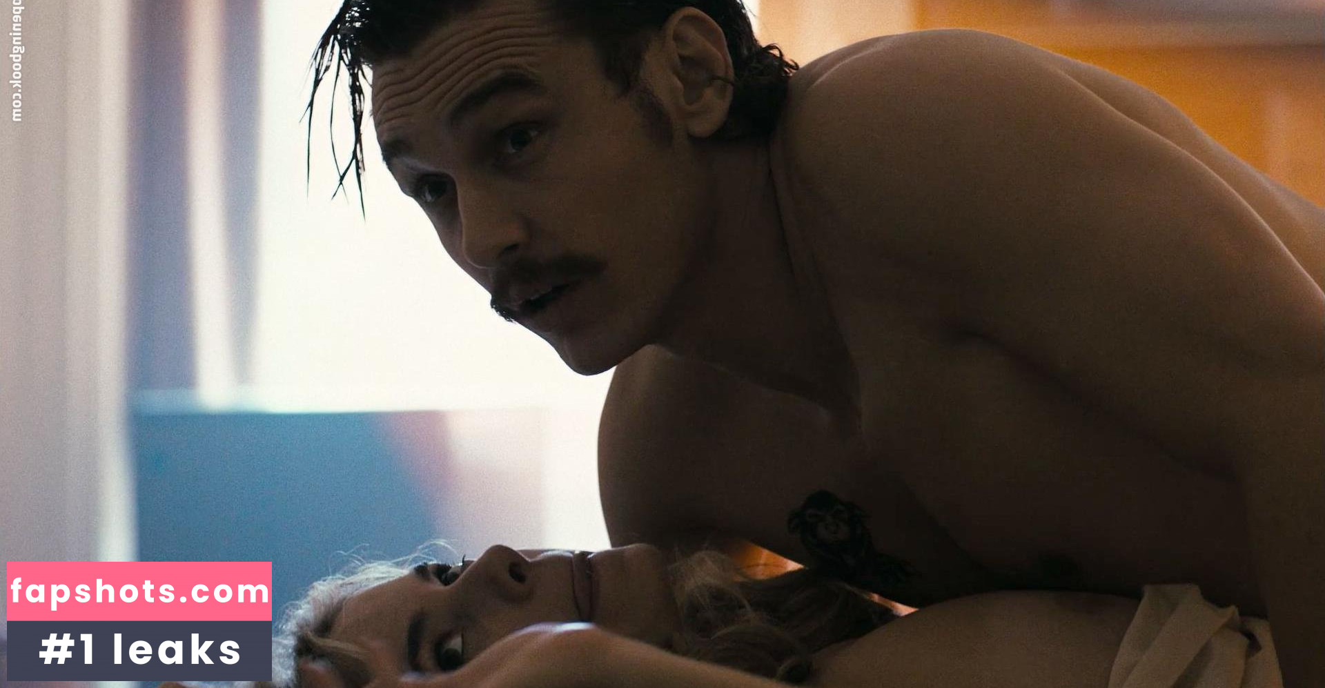 Jamie Neumann gallery photo #24