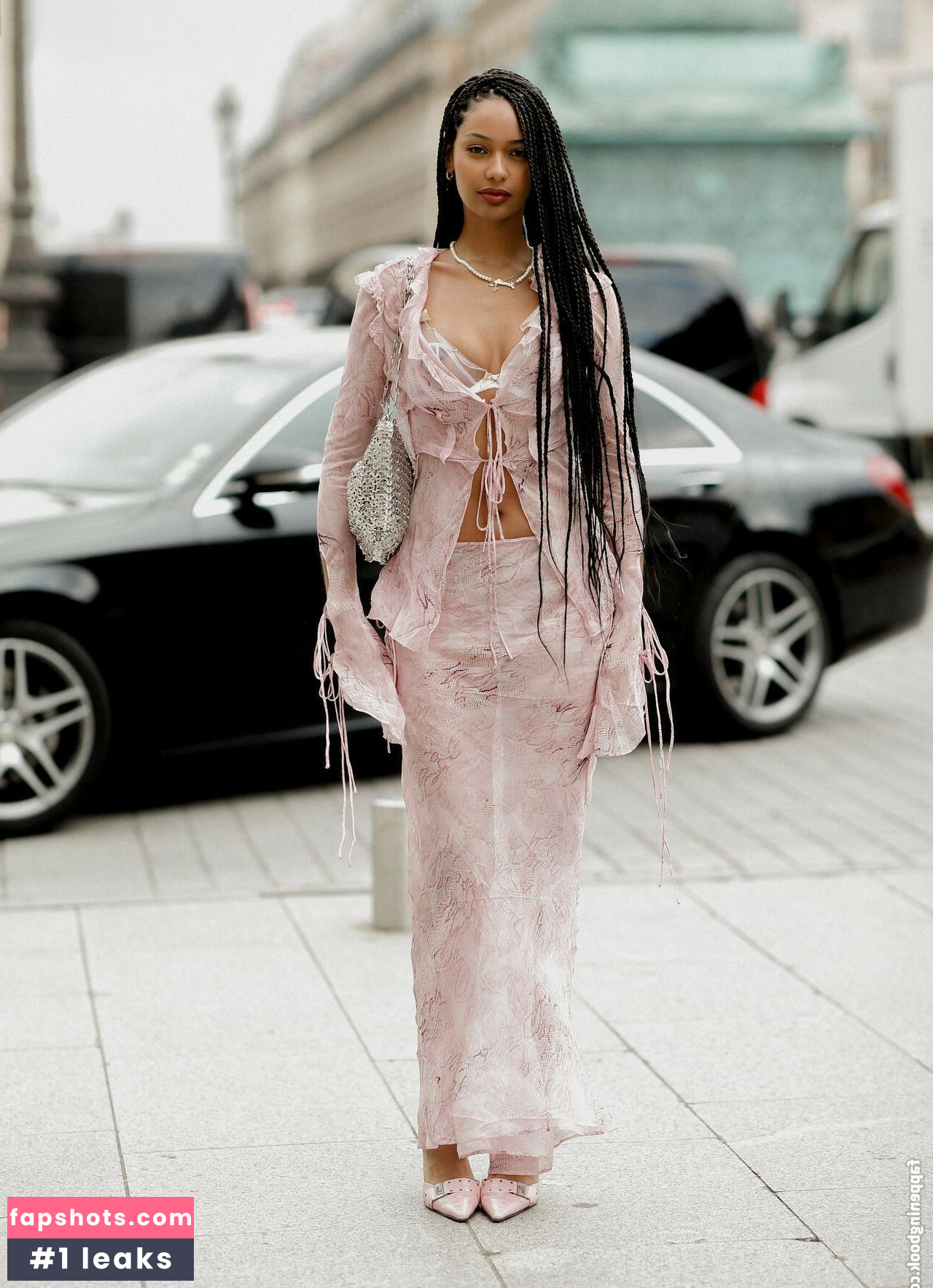 Jamilla Strand gallery photo #3