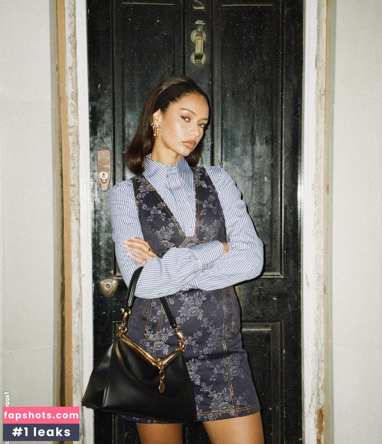 Jamilla Strand gallery photo #9