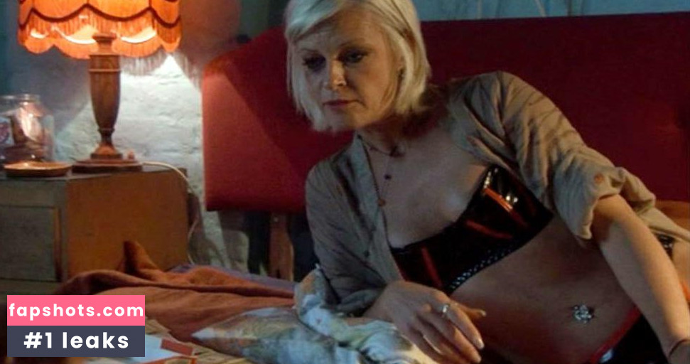 Jan Graveson gallery photo #2