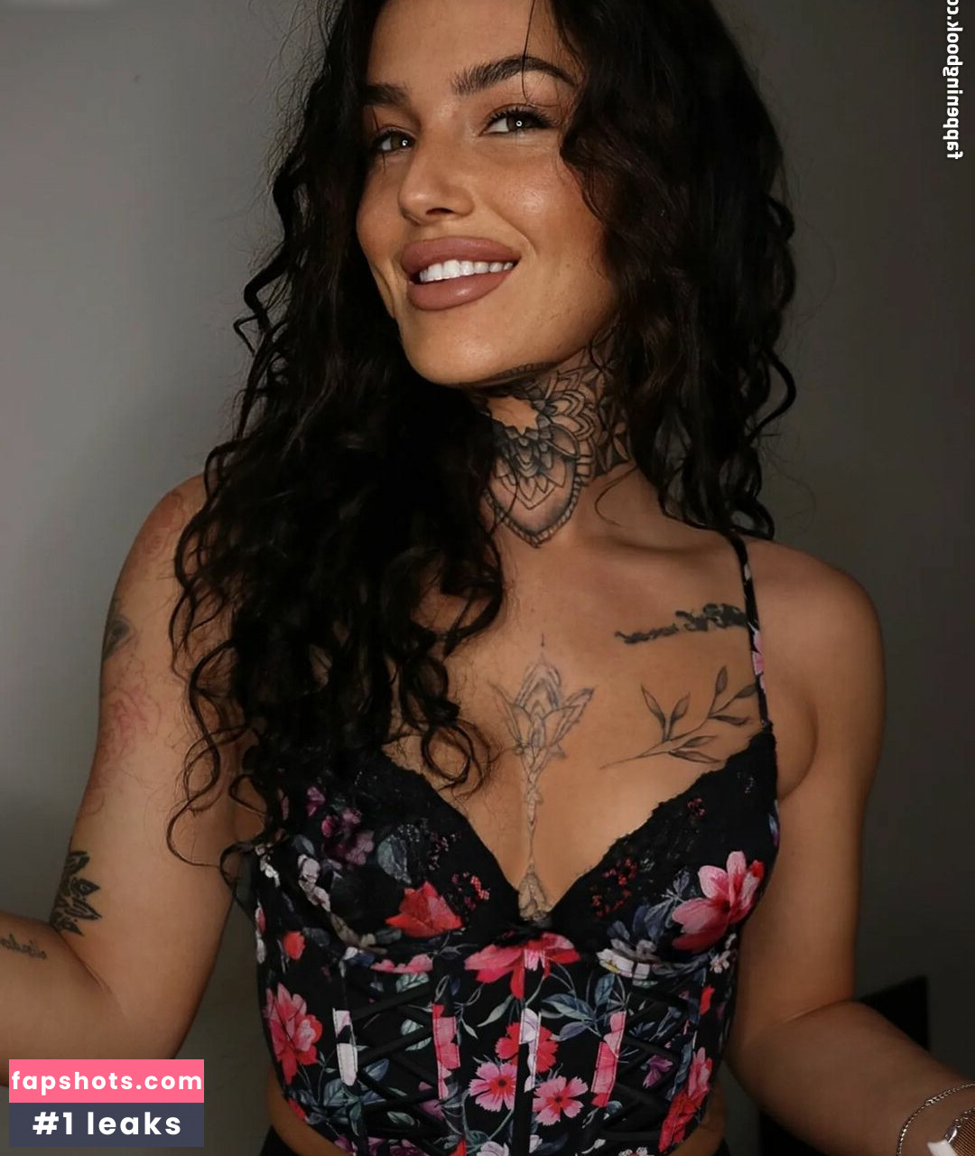 Jana H. nude babe gallery