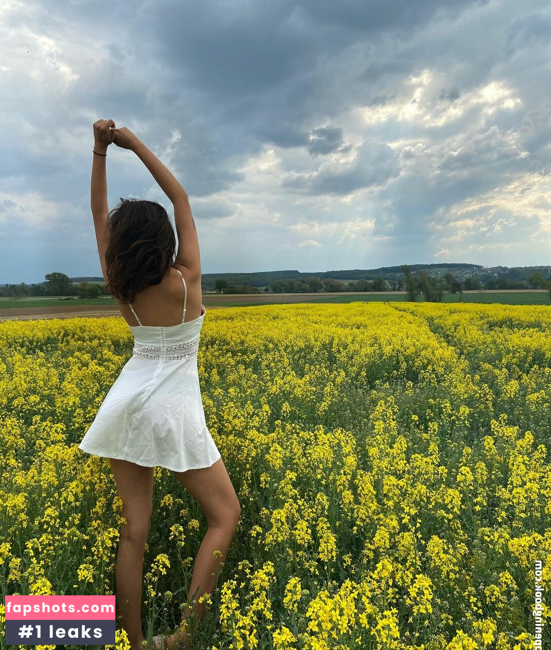 Jana Milena gallery photo #11