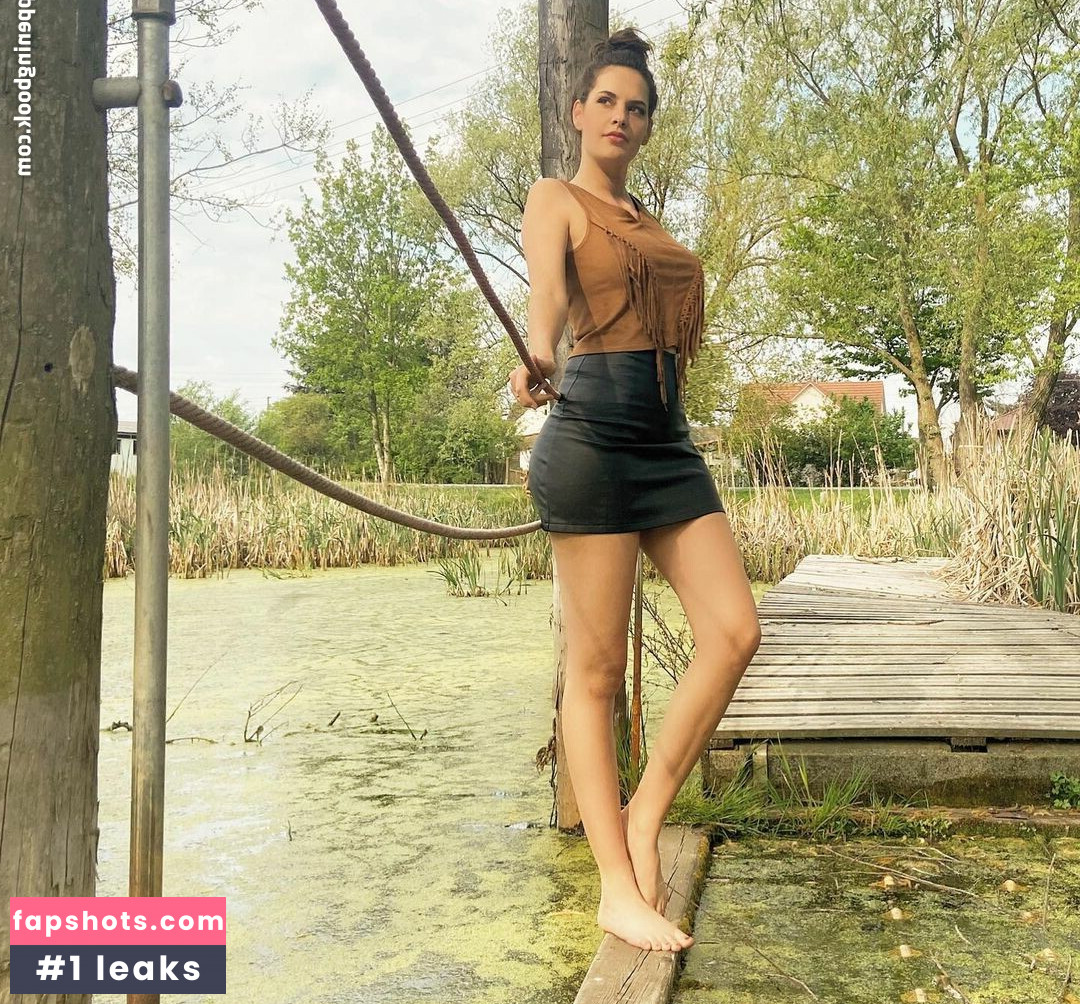 Jana Milena gallery photo #6