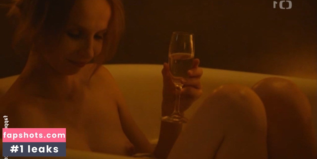 Jana Plodkova gallery photo #4