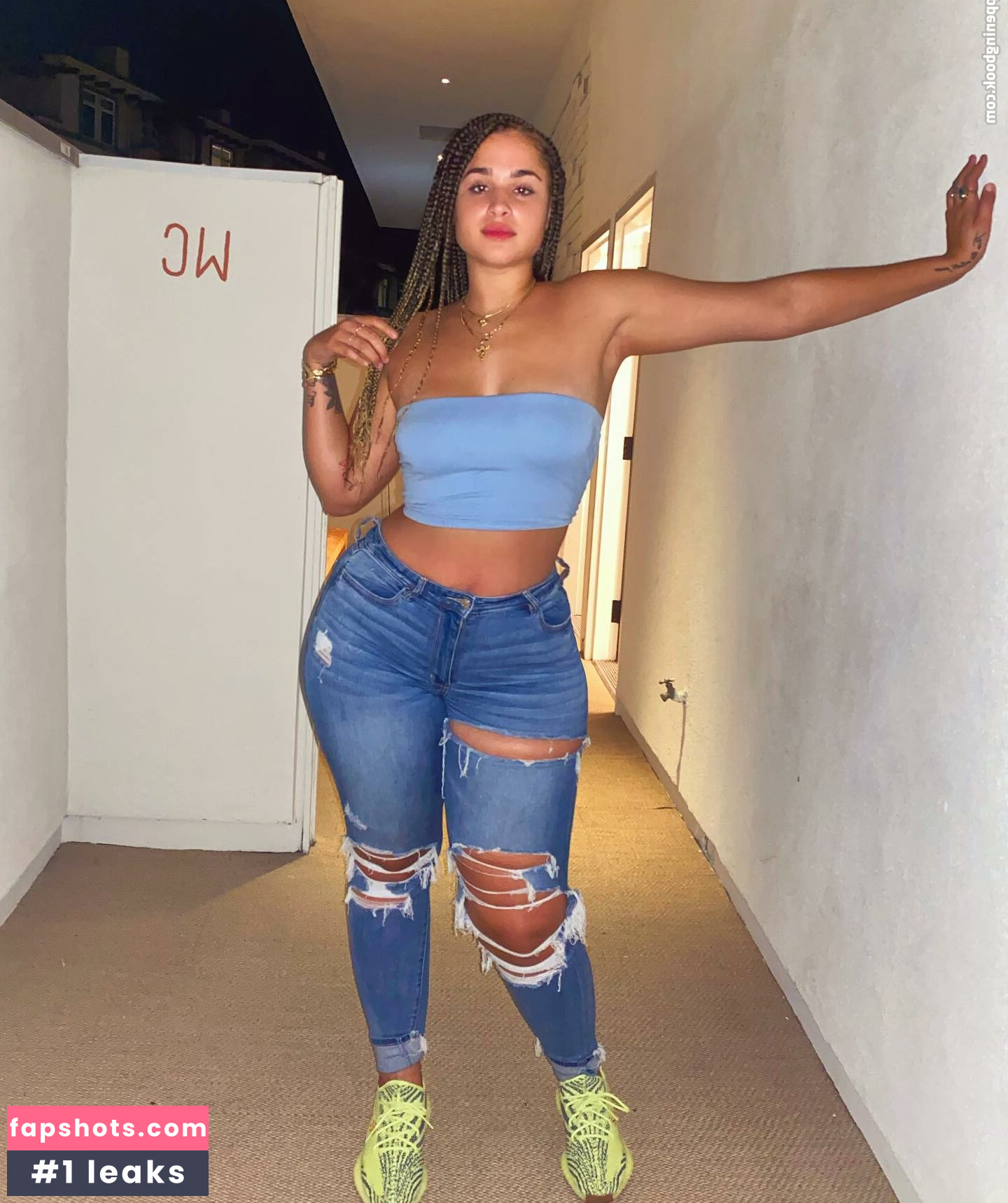 Janae Girard gallery photo #57