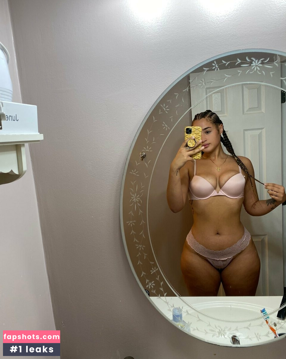 Janae Girard gallery photo #66