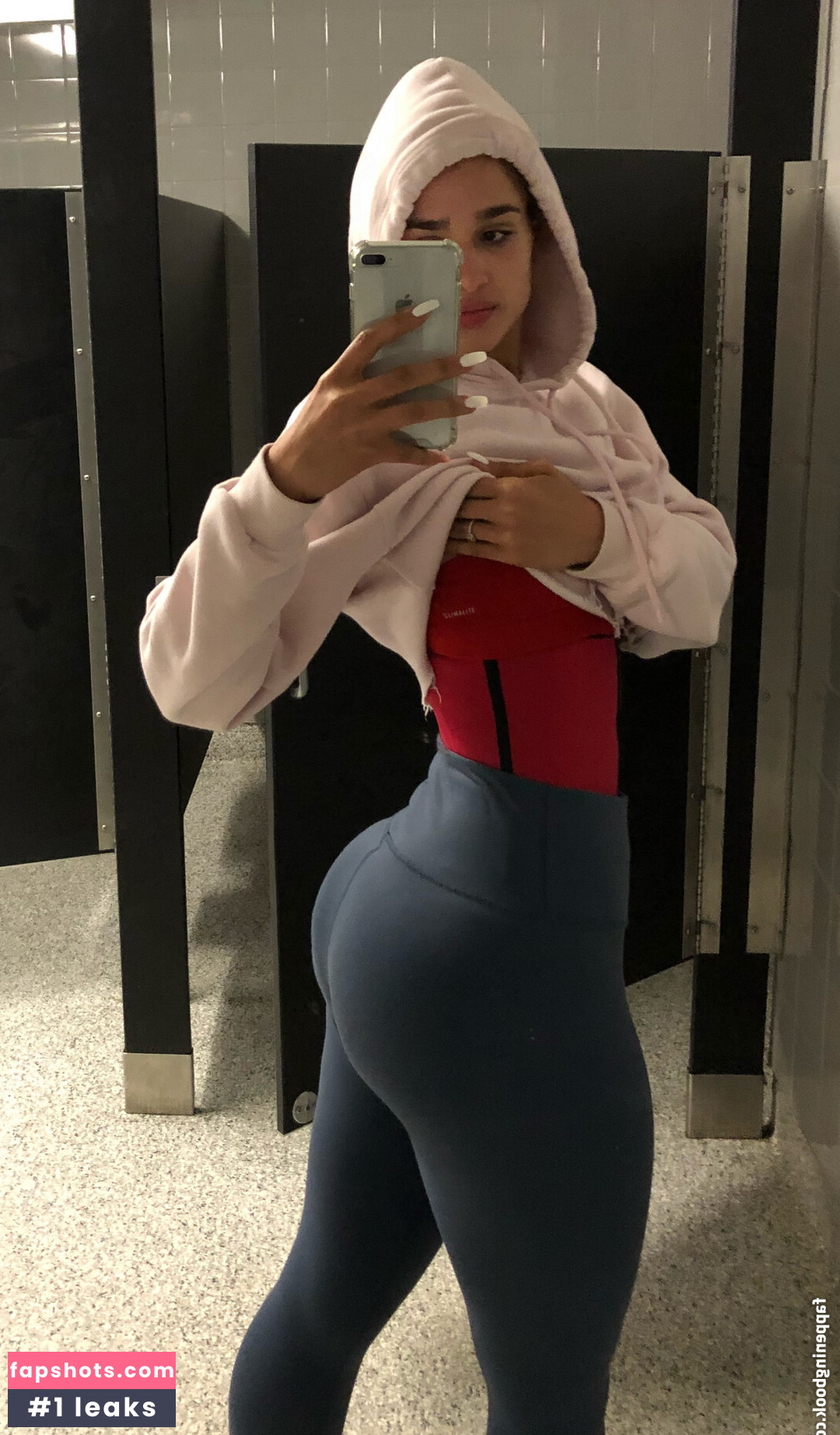 Janae Girard gallery photo #80