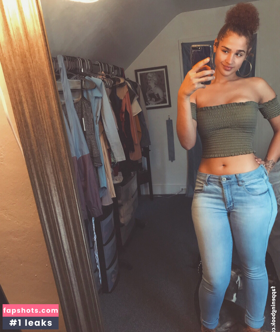 Janae Girard gallery photo #83