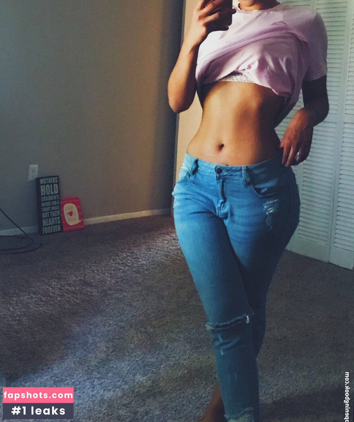 Janae Girard gallery photo #87