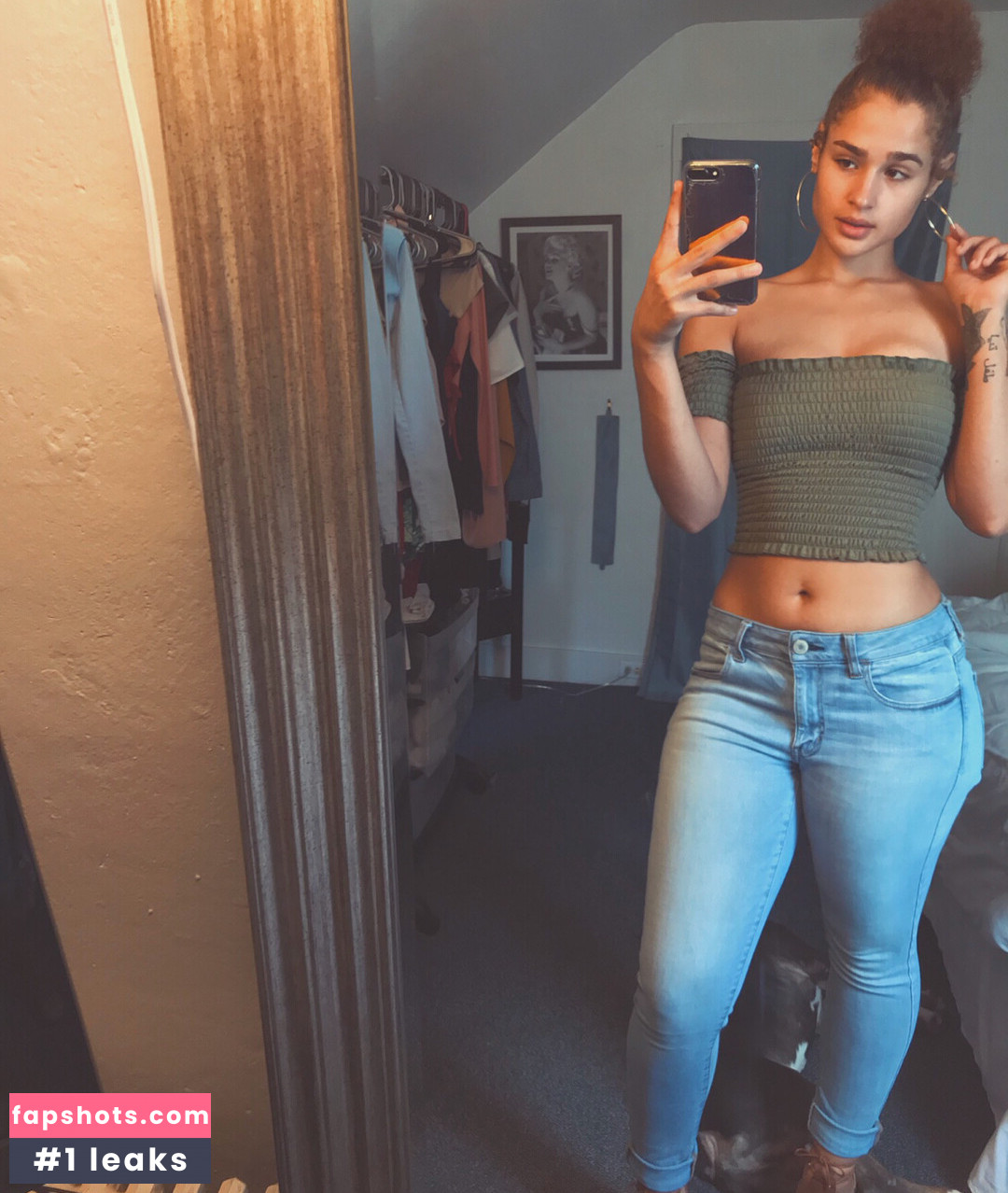 Janae Girard gallery photo #89