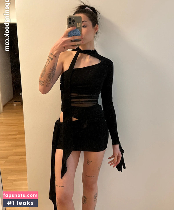 Janaxnell gallery photo #4