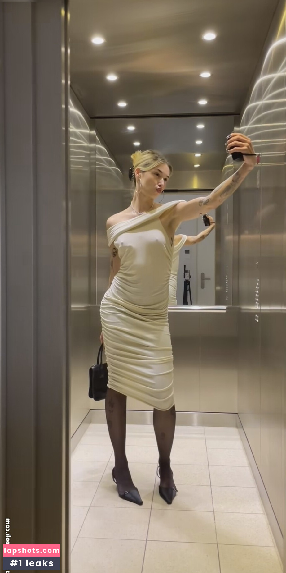 Janaxnell gallery photo #34