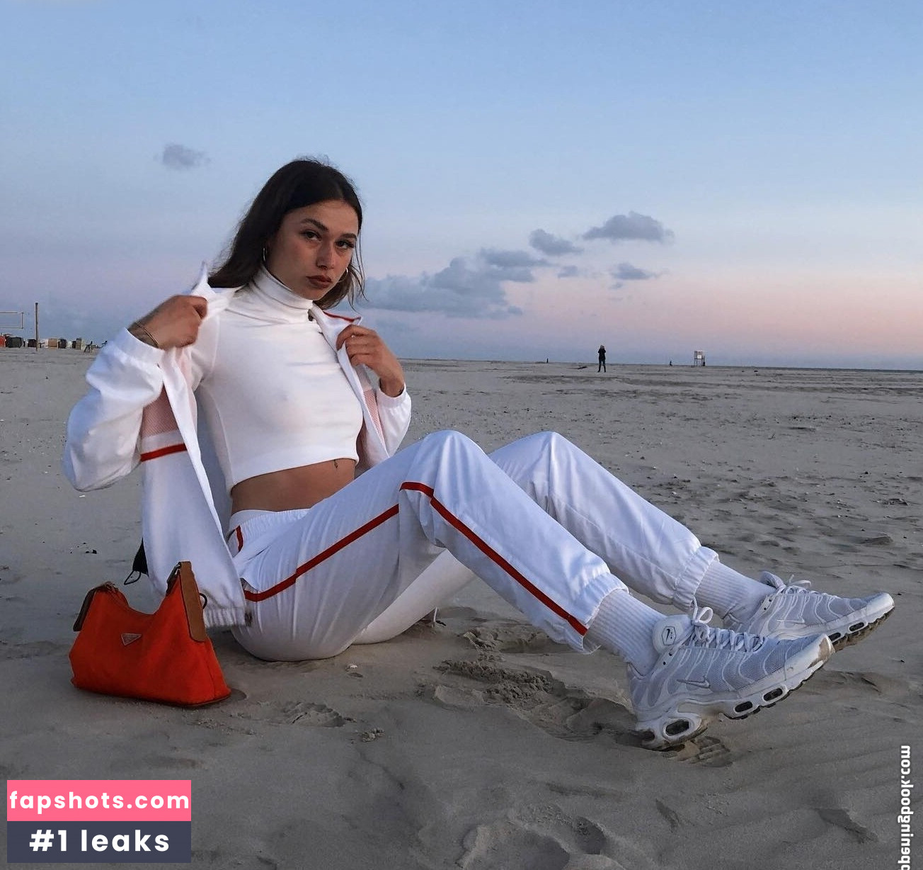 Janaxnell gallery photo #53