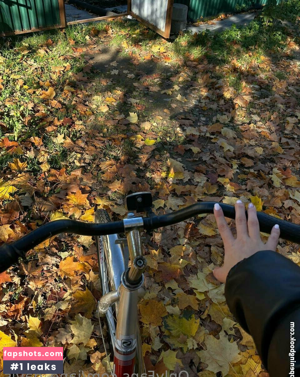 Jane Davis gallery photo #7