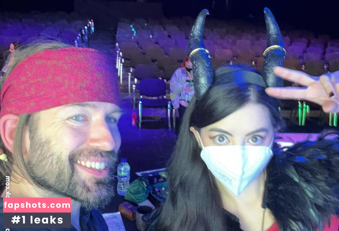 Jane Douglas gallery photo #138