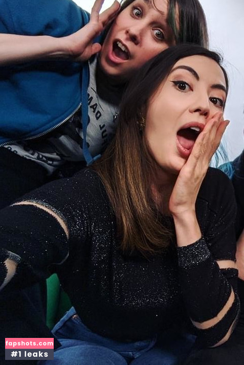 Jane Douglas gallery photo #153