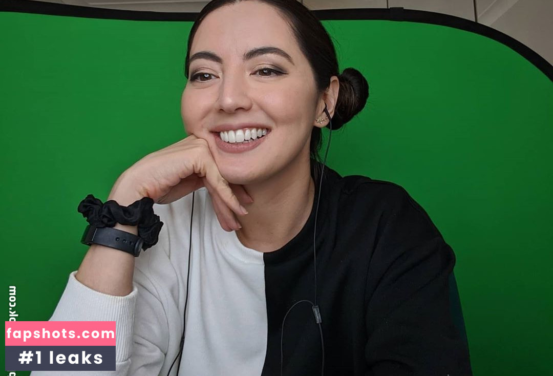 Jane Douglas gallery photo #171