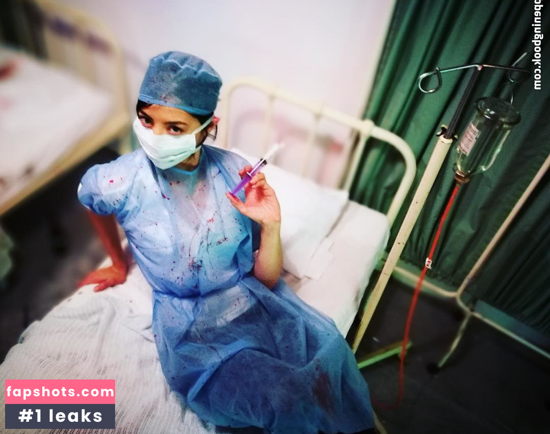 Jane Douglas gallery photo #172