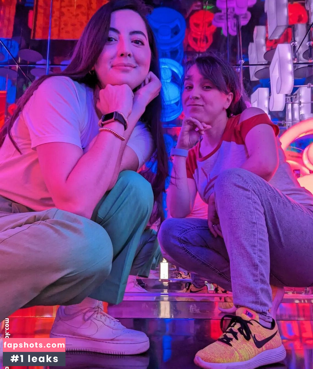 Jane Douglas gallery photo #66