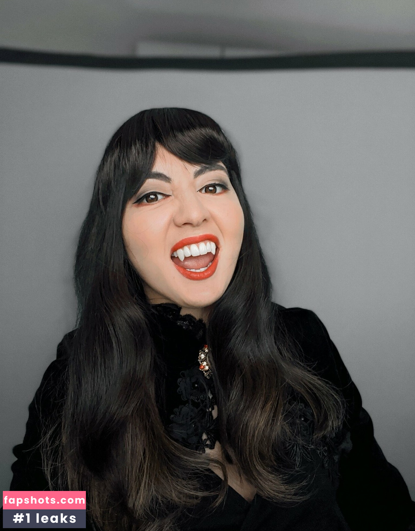 Jane Douglas gallery photo #69