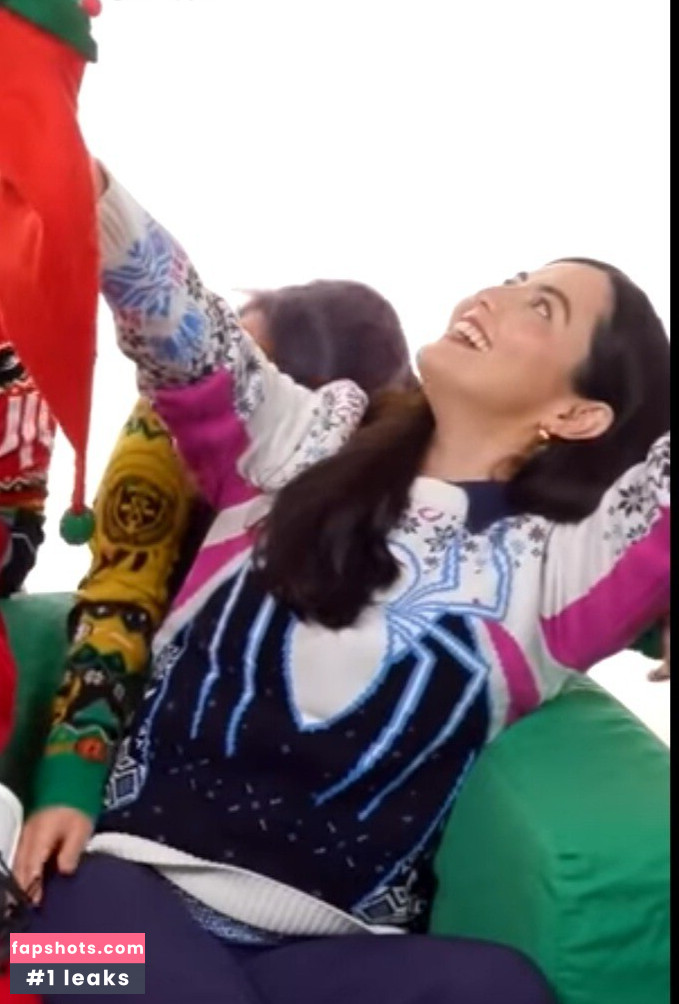 Jane Douglas gallery photo #82