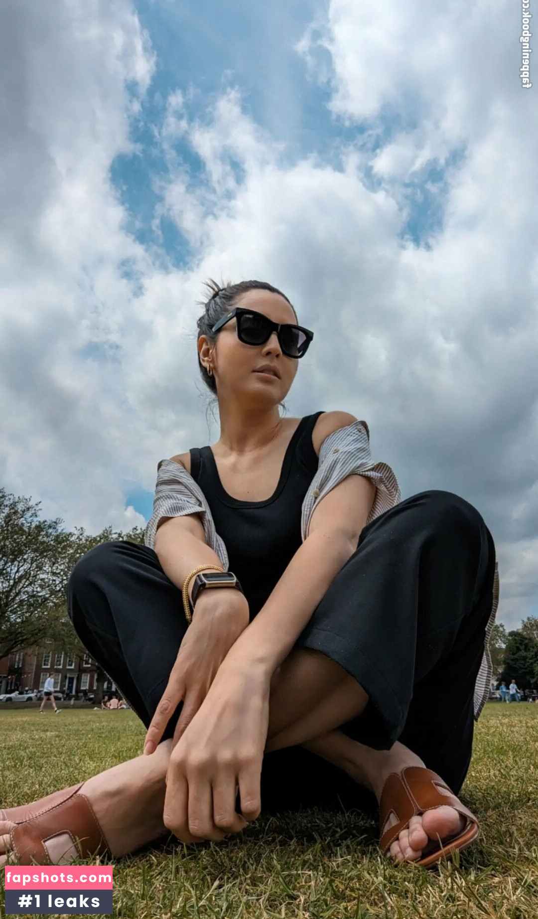 Jane Douglas gallery photo #87