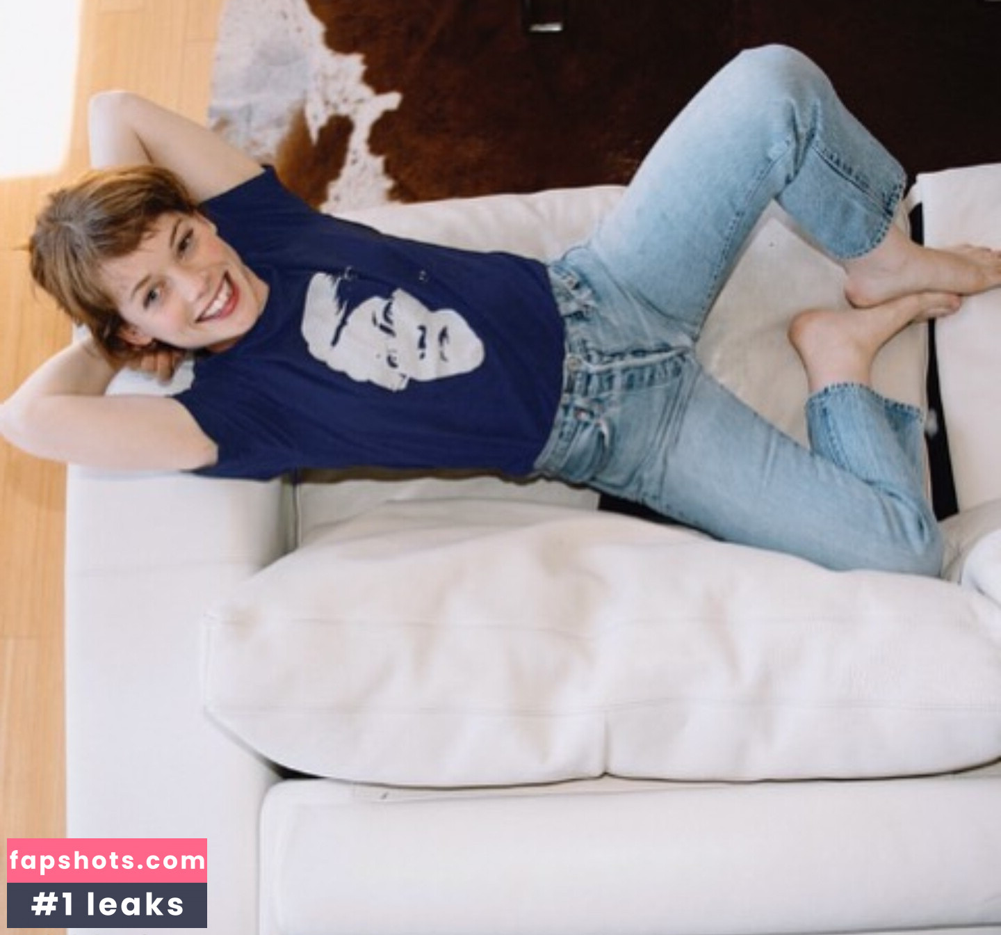 Jane Levy gallery photo #14