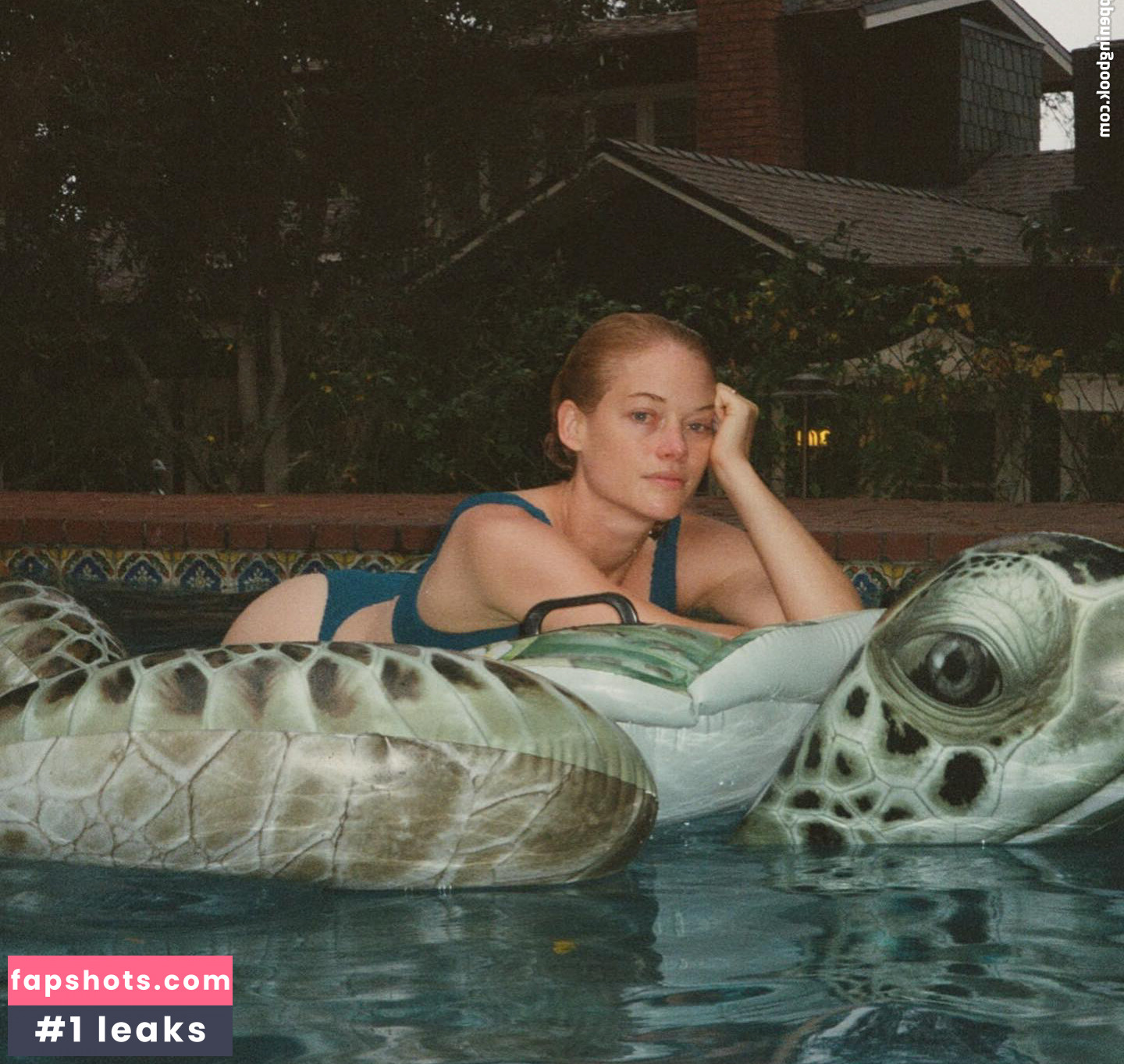 Jane Levy gallery photo #26