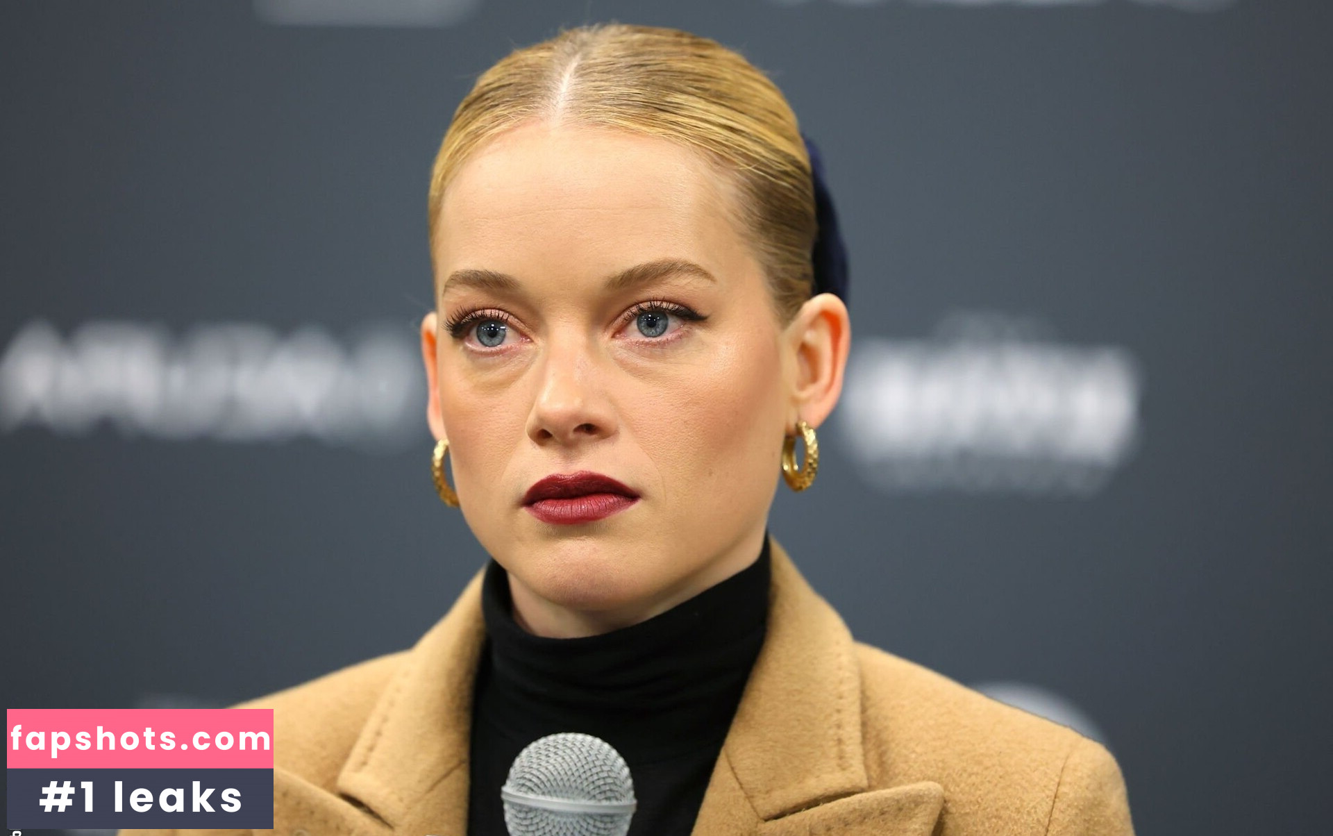 Jane Levy gallery photo #6