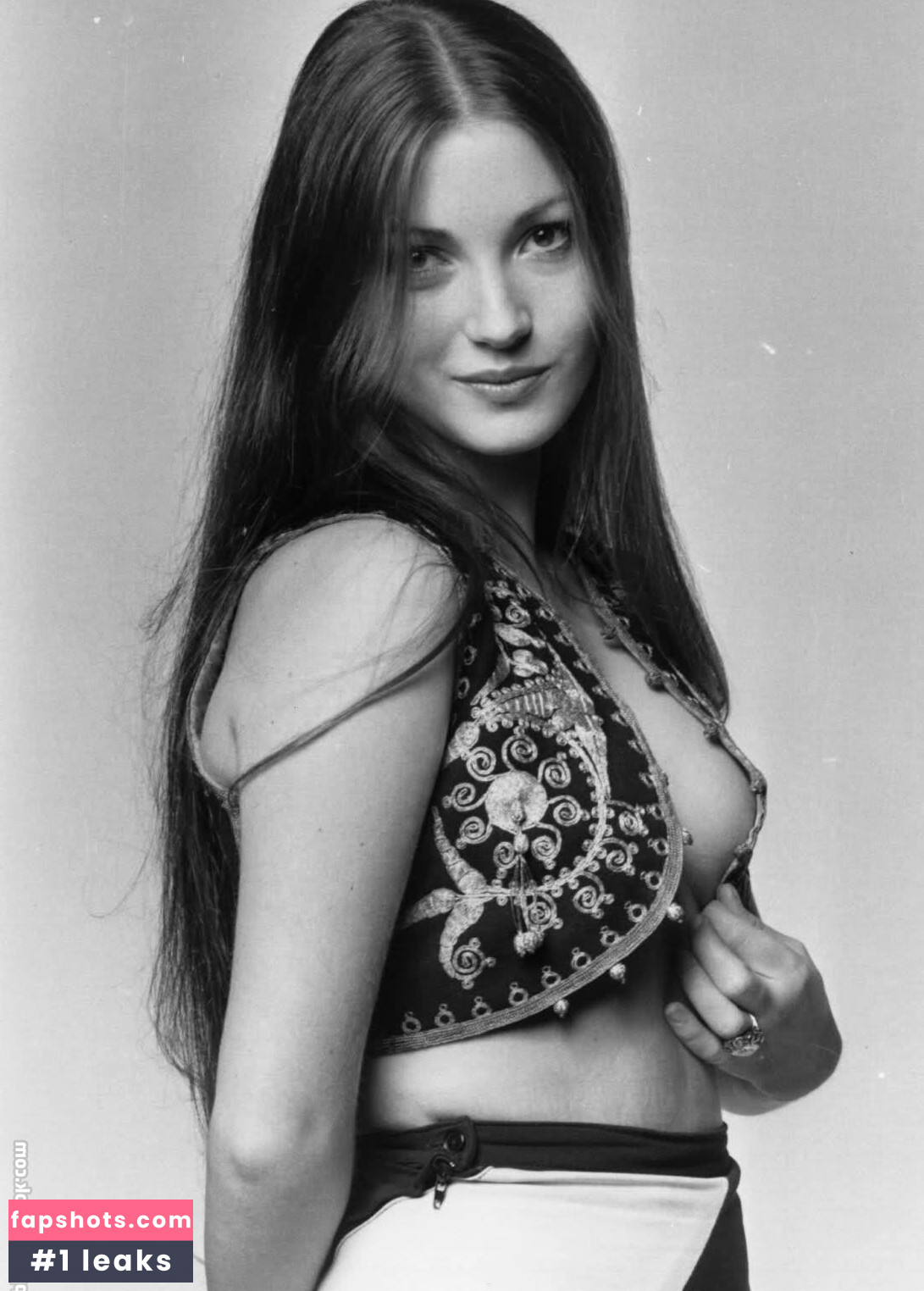 Jane Seymour gallery photo #22