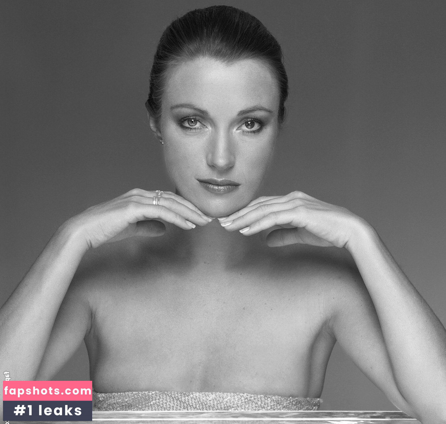 Jane Seymour gallery photo #24