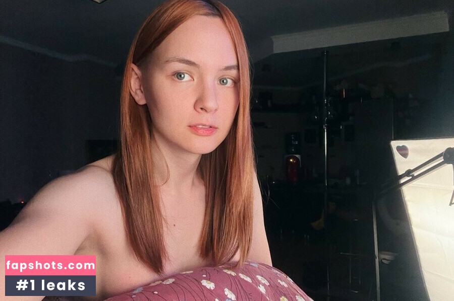 Jane Wild gallery photo #44