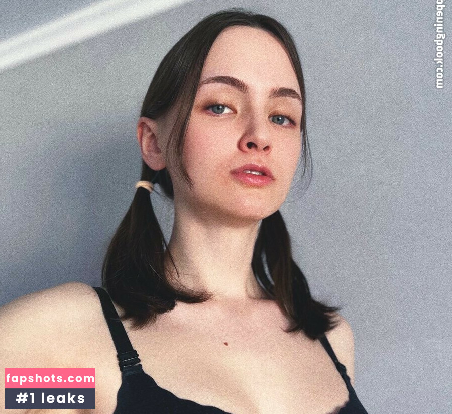 Jane Wild gallery photo #52