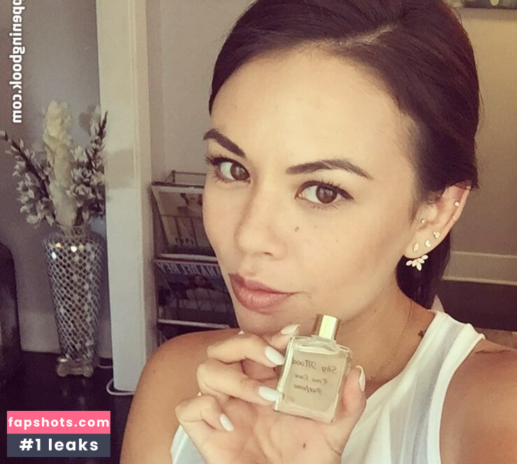 Janel Parrish Nahé úniky fotek pouze od fanoušků #26 - Fapshots