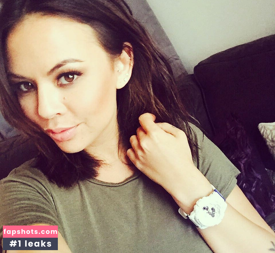 Janel Parrish Nahé úniky fotek pouze od fanoušků #36 - Fapshots