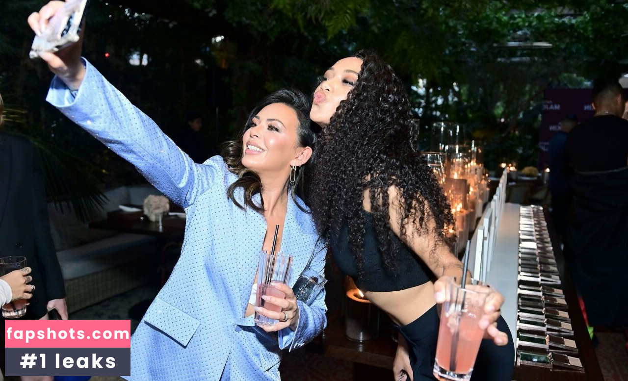 Janel Parrish Nahé úniky fotek pouze od fanoušků #37 - Fapshots