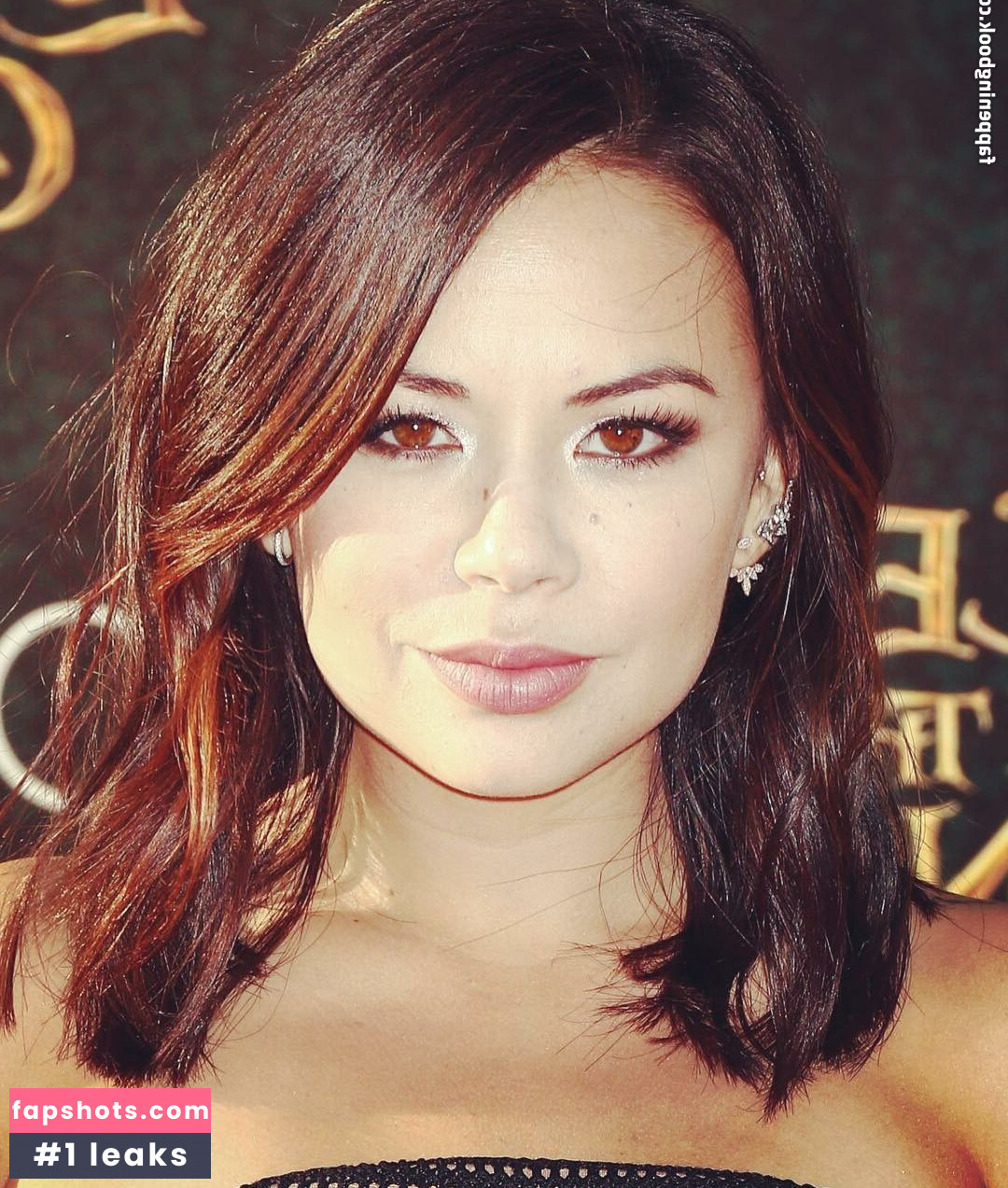 Janel Parrish Nahé úniky fotek pouze od fanoušků #41 - Fapshots