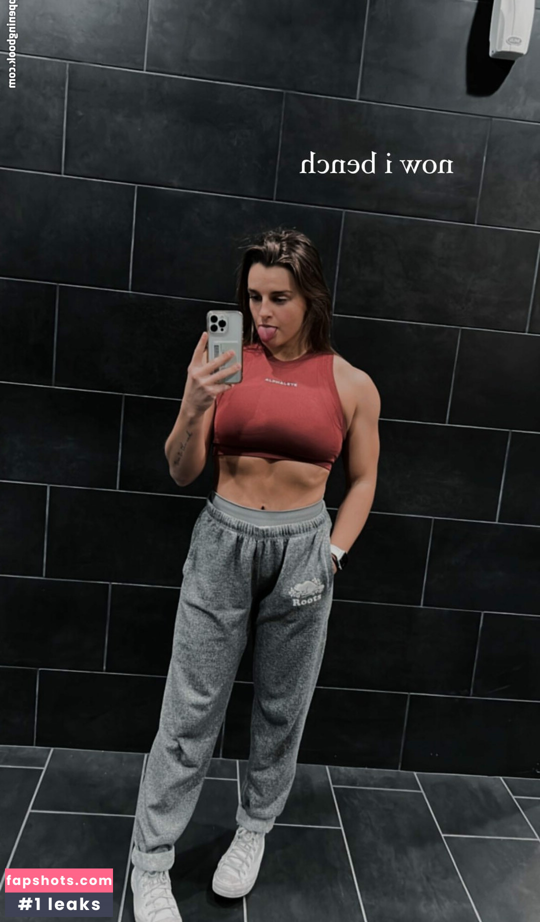 Janelle Jolicoeur gallery photo #23