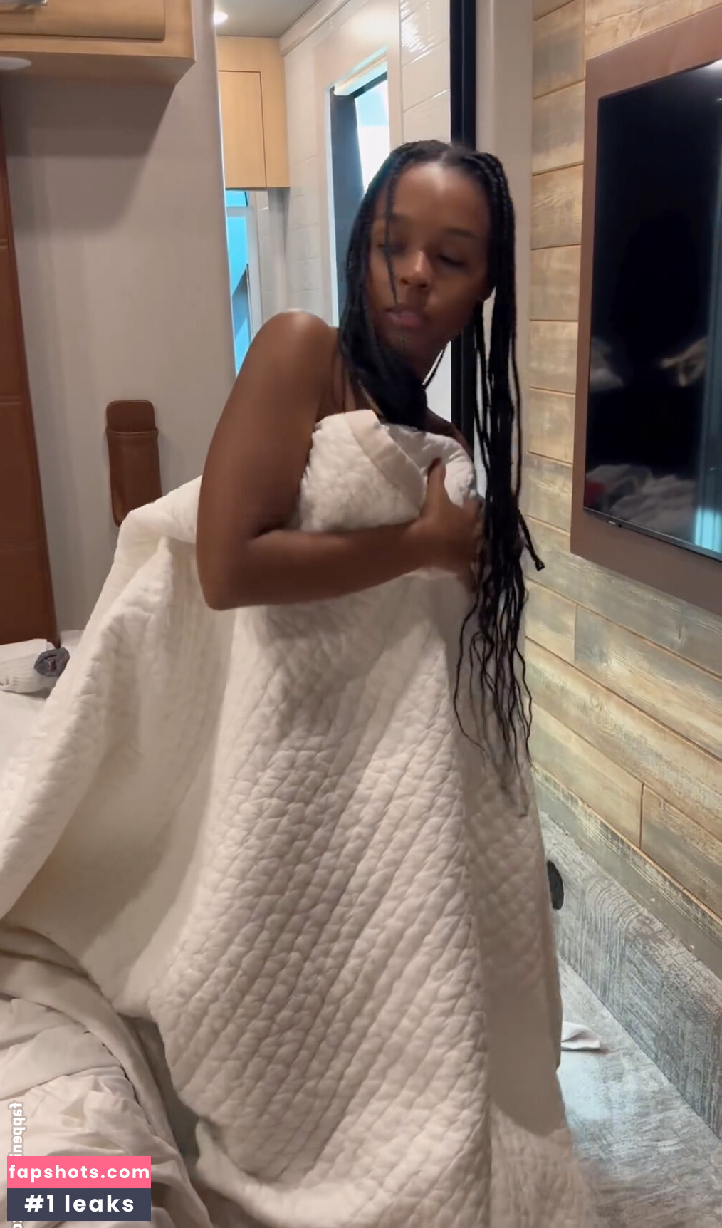 Janelle Monáe gallery photo #184