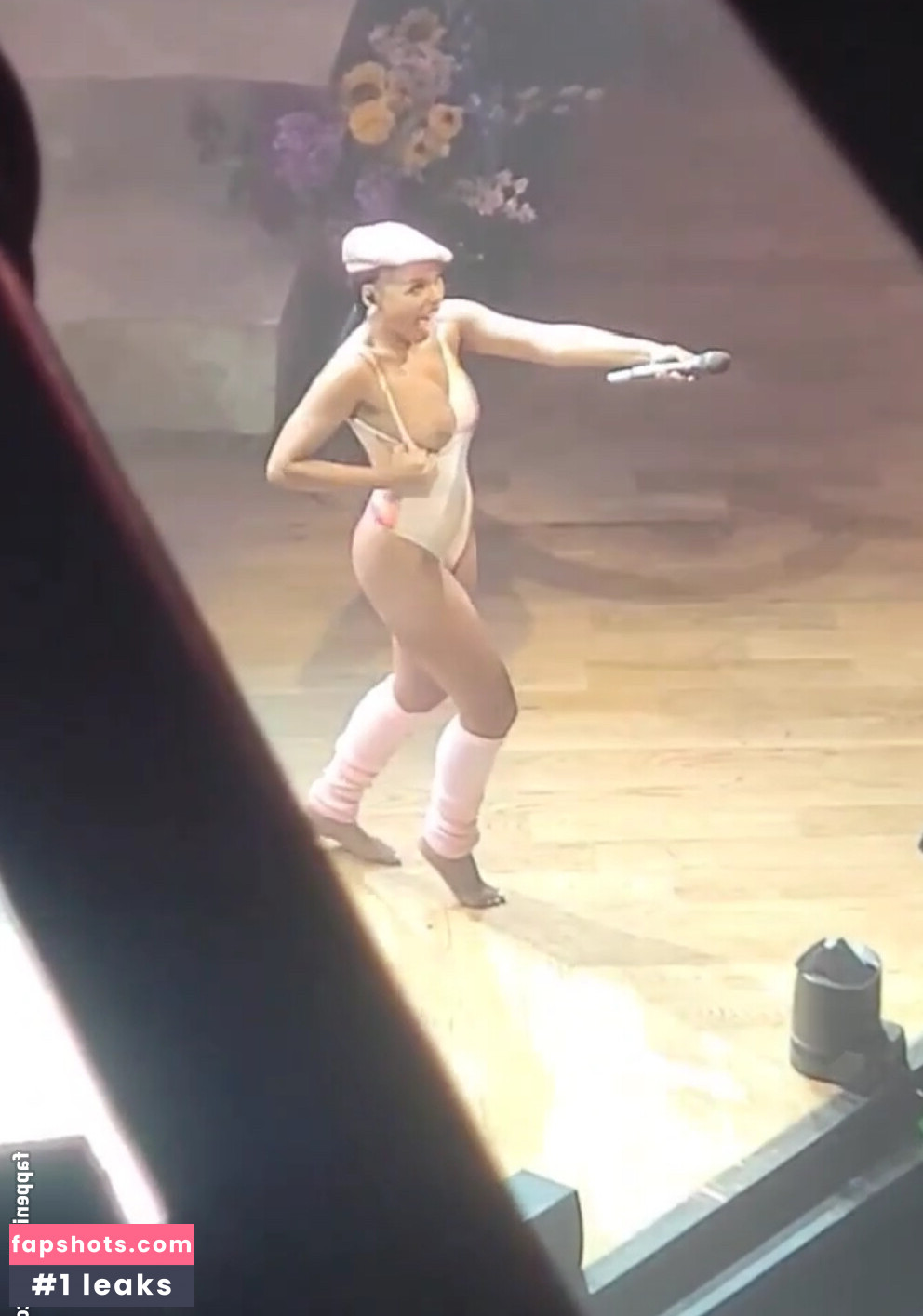 Janelle Monáe gallery photo #187