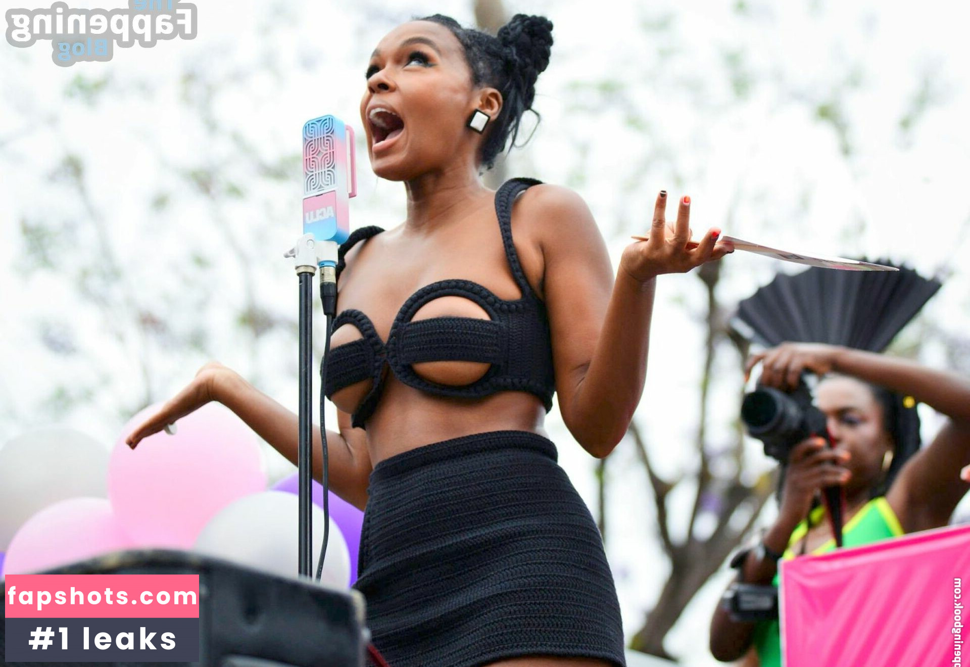 Janelle Monáe gallery photo #287