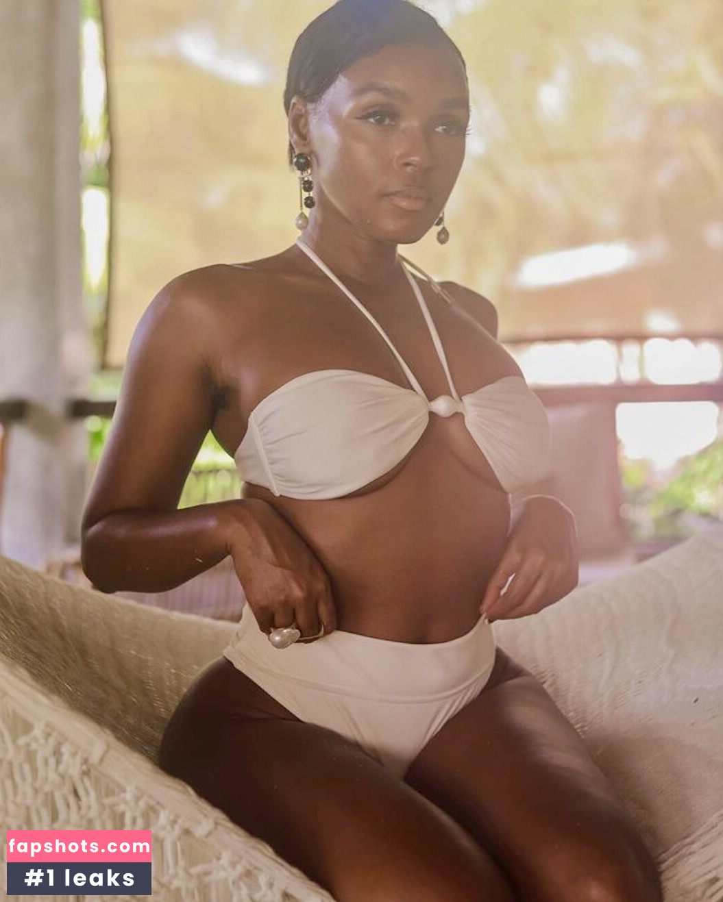 Janelle Monáe gallery photo #61